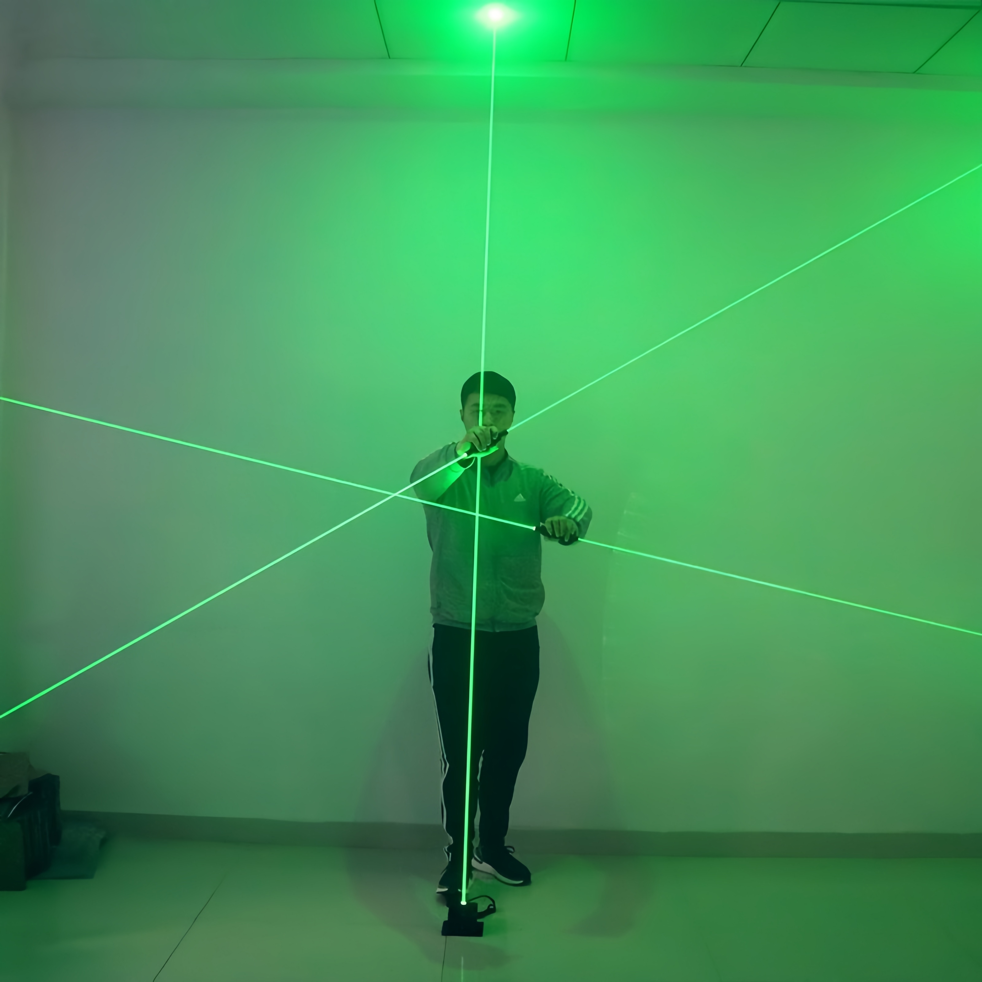 Large Fluorescent Laser Sword, - Industrial Laser Pointer 리뷰 및 가격