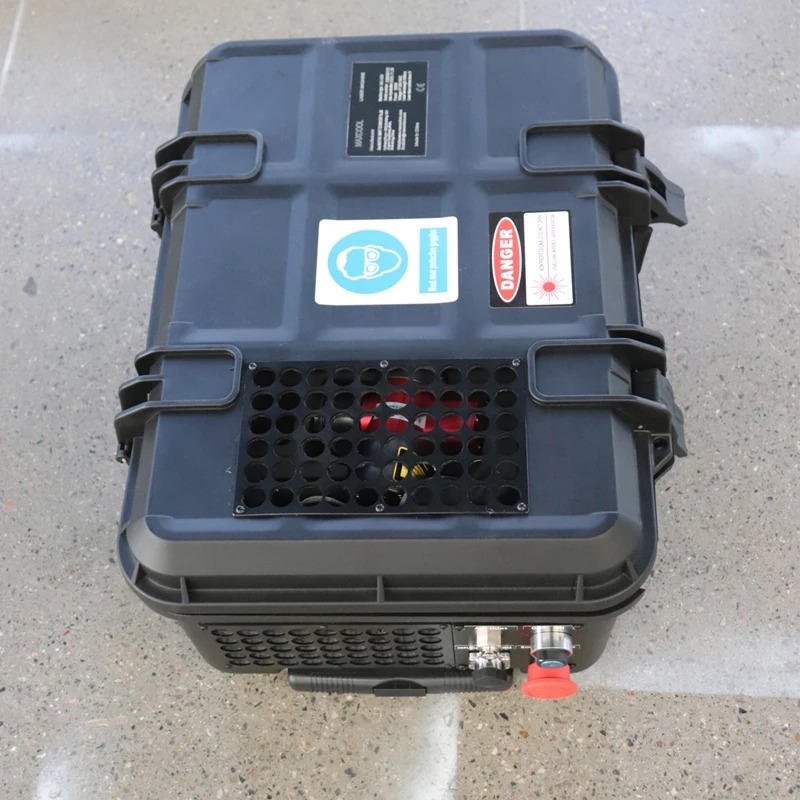 Maxcool Pulsed Suitcase Fiber  - Industrial Laser Cleaning Equipment 리뷰 및 가격