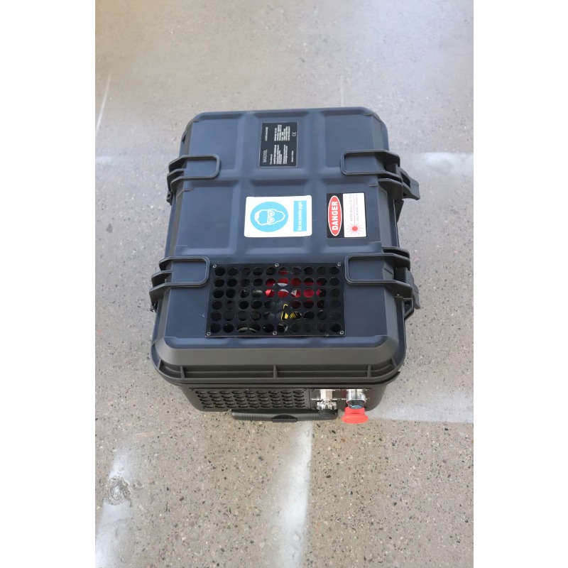 Maxcool Pulsed Suitcase Fiber  - Industrial Laser Cleaning Equipment 리뷰 및 가격